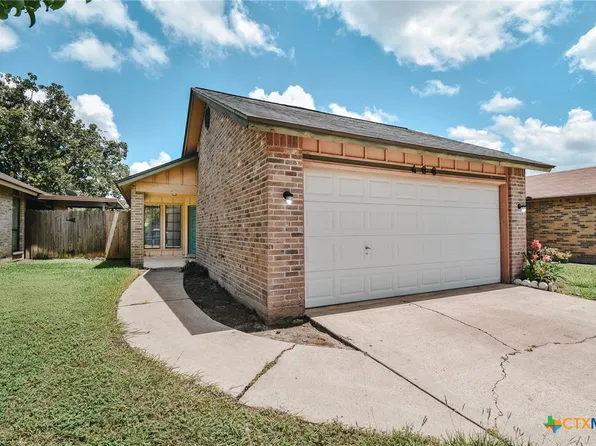 408 Waterford Dr, Victoria, TX 77901