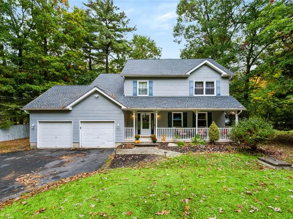 558 Ash Ln, Saylorsburg, PA 18353
