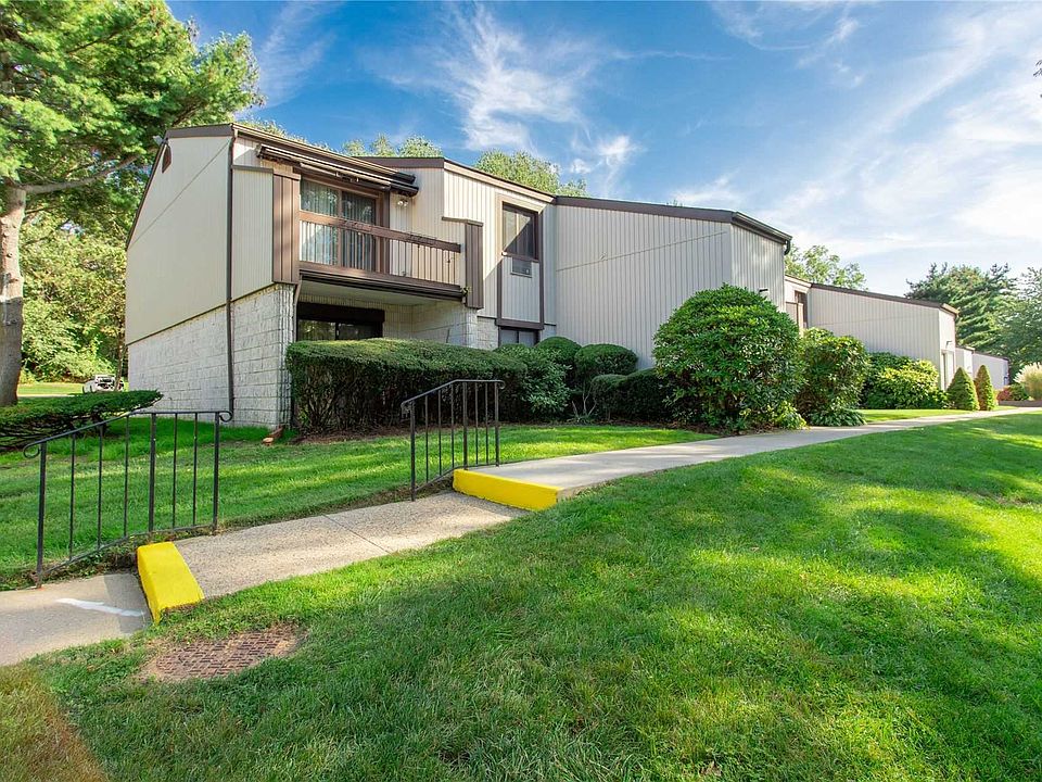 1st image of 79 Richmond Blvd Unit 1B