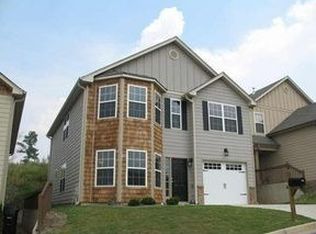 115 Village Ct, Woodstock, GA 30188