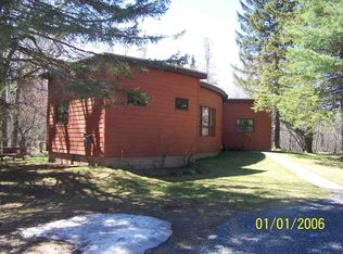 E5649 W Bluffview Rd, Ironwood, MI 49938