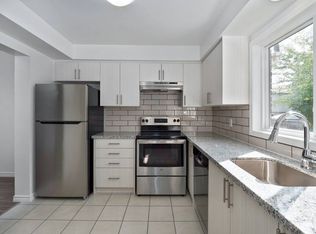 414 Stone Rd W, Guelph, ON N1G 3E1