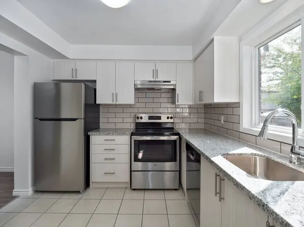 414 Stone Rd W, Guelph, ON N1G 3E1