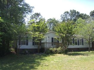 35 Groves Point Cir, Hampstead, NC 28443