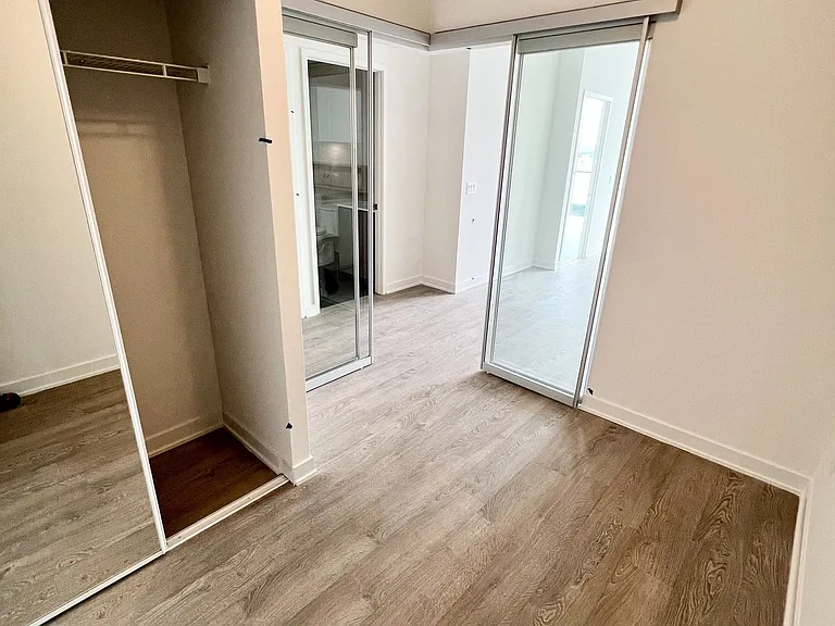 60 Princess St #1015 — Photo 15