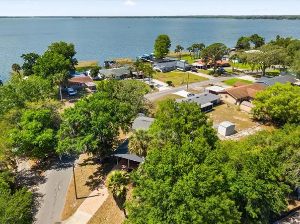 7247 Treasure Island Rd, Leesburg, FL 34788