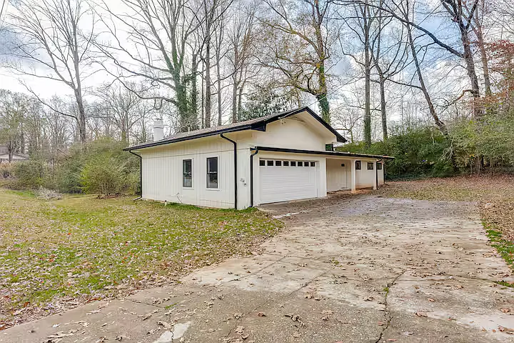3 bed, 1597 sqft, $2,595 — Photo 1