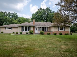 3175 Maplewood Dr, Sharpsville, PA 16150