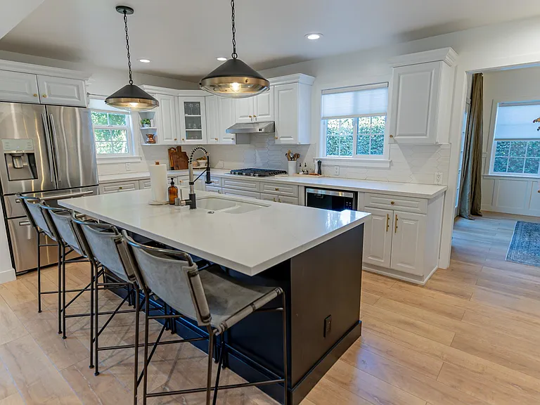 4749 Norwich Ave — Photo 12