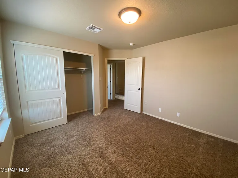 408 La Puesta Dr — Photo 12
