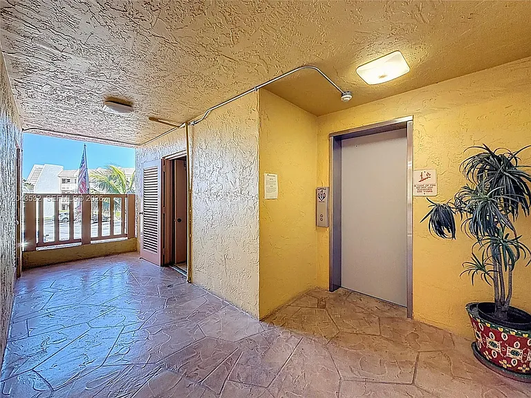 6750 Royal Palm Blvd #209E — Photo 19