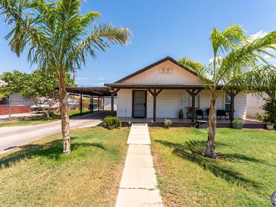 1014 W Euclid Ave, El Centro, CA, 92243