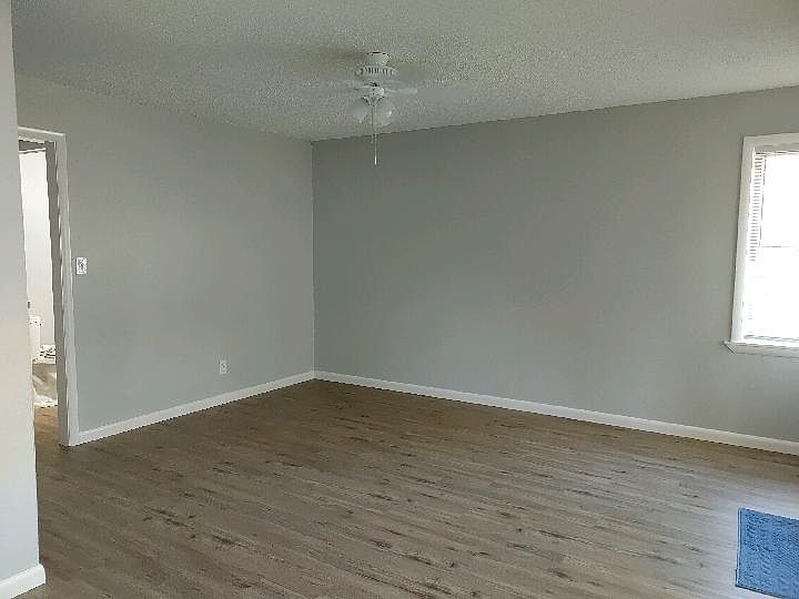 1st image of 2000 NW 33rd St Unit B