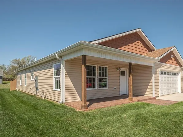 902 S Monroe St, Ottawa, KS 66451