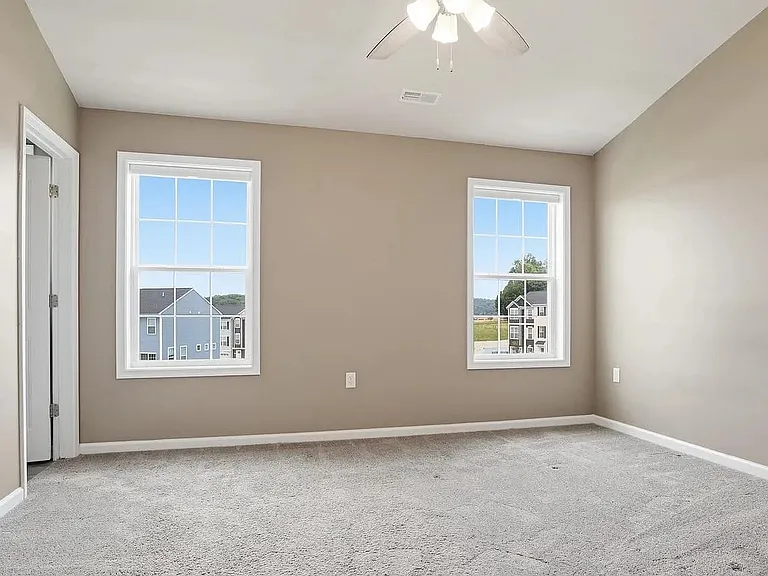 182 Hudson Blvd — Photo 25