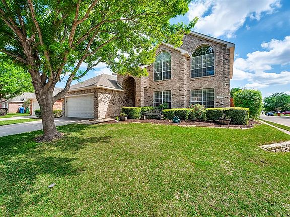 2nd image of 2709 Timberwood Dr