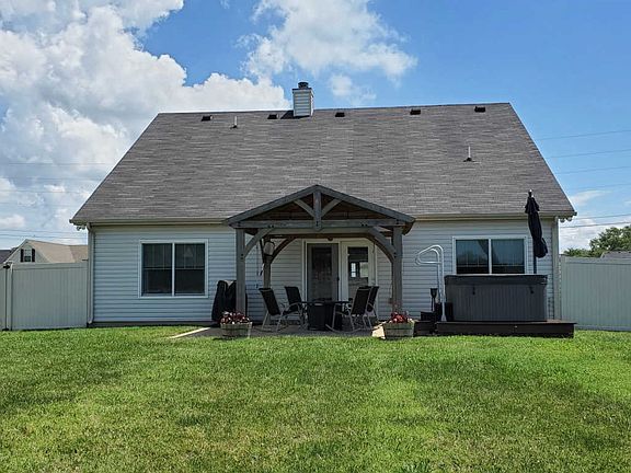 2nd image of 1105 Starhurst Dr
