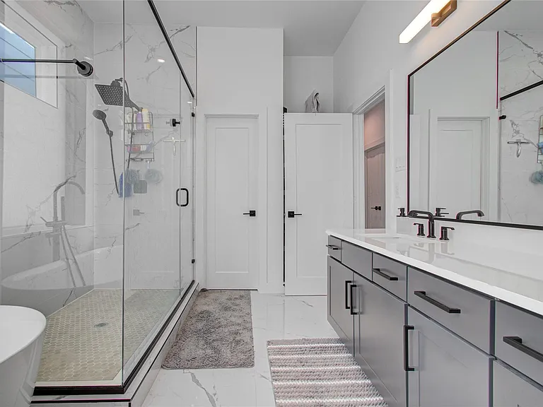 3032 Lamar St — Photo 33