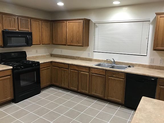 2nd image of 18818 S Avenida Palo Grabado