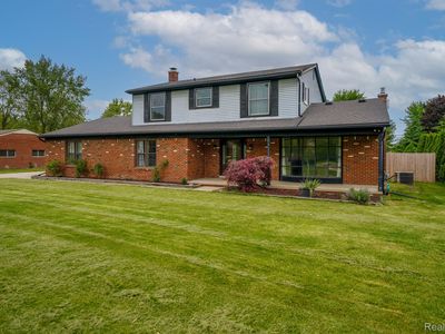 1875 Willowood Rd, Rochester Hills, MI, 48307