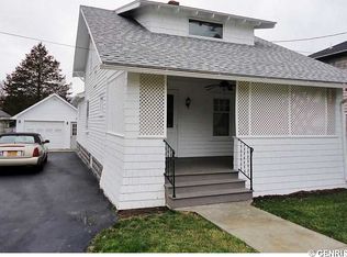 18 Delaware Ave, Bath, NY 14810