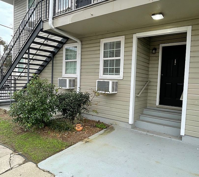 1st image of 2309 Baronne St #101