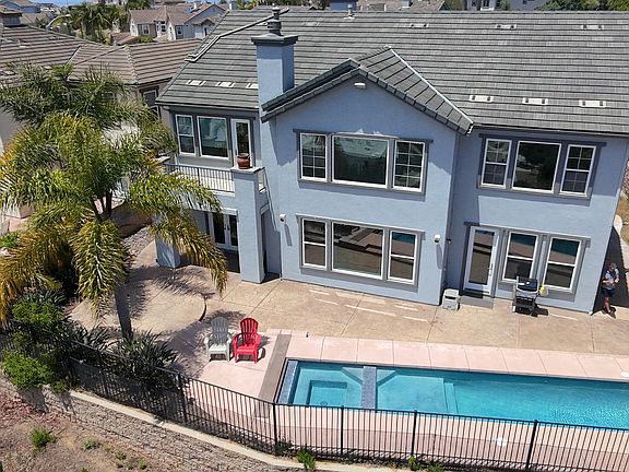 2nd image of 2133 Twain Ave