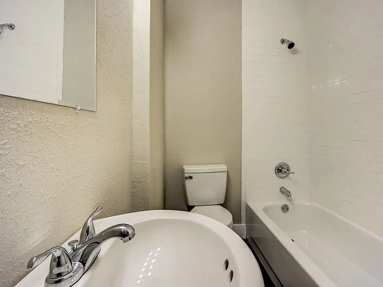 1108 N 40th St — Photo 5