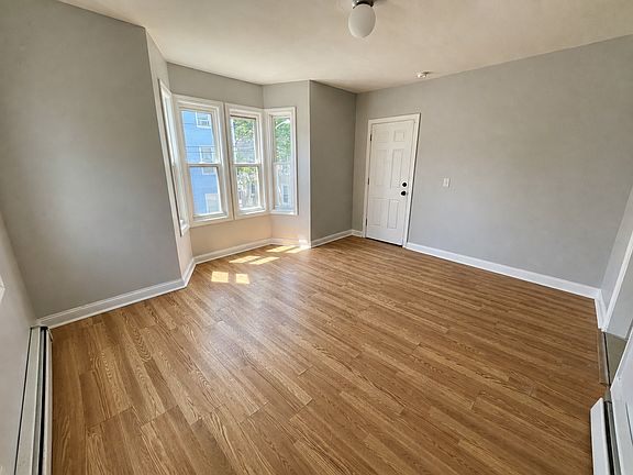 2nd image of 32 Gilmore St #201
