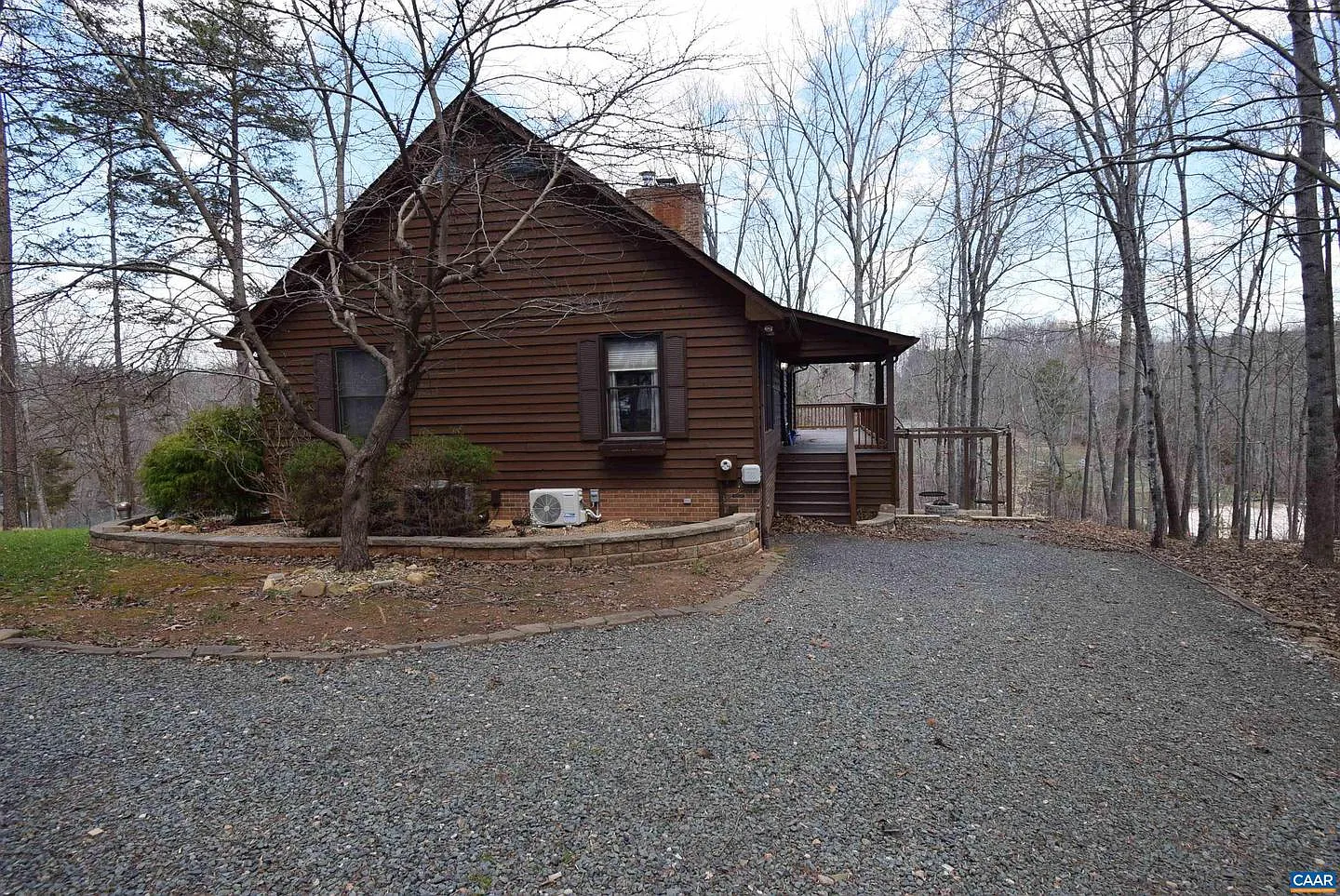 3 bed, 2.0 bath, 1601 sqft, $2,300 — Photo 1