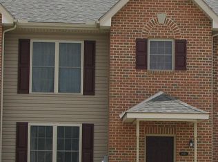 1916 Powell Dr, Chambersburg, PA