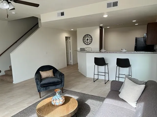 Desert View Villas Luxury Townhomes — Photo 4