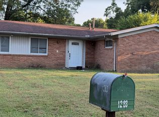 1283 Staunton Dr, Southaven, MS 38671