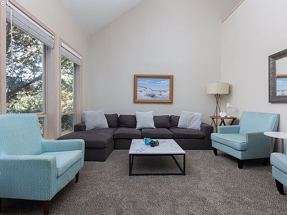 2nd image of 2260 SW Bard Rd