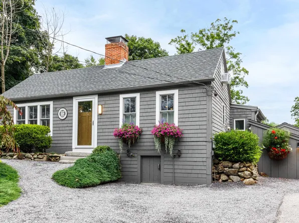 2004 Hopkinton Road, Hopkinton, NH 03229