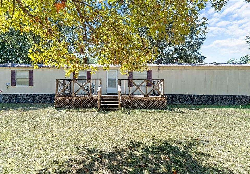 1st image of 15794 Dundee Dr