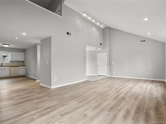 5th image of 3380 Madison Ave Unit 23B