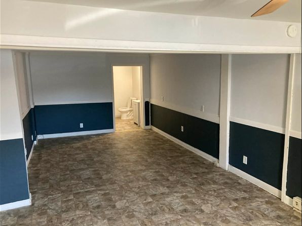 (undisclosed Address)