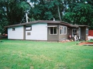 359 E Monroe St, Wyocena, WI 53969