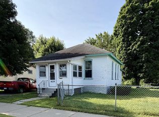 629 E 11th St, Winona, MN 55987