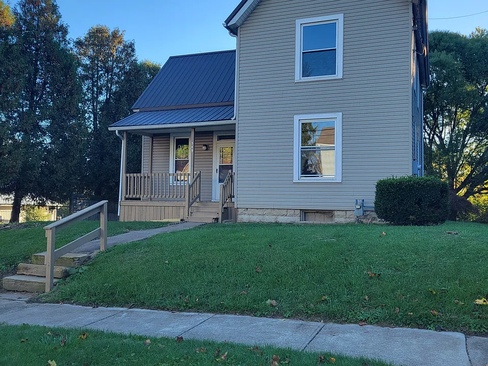 349 Hammond Ave
