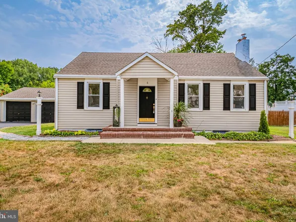 6 Butts Ave, Bordentown, NJ 08505