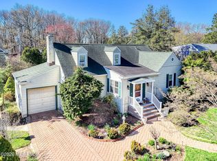93 N Sunnycrest Drive, Little Silver, NJ 07739