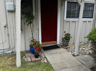 628 Pine Ave APT 5, Pacific Grove, CA 93950