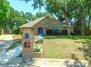 1112 Abbots Ln, Denton, TX 76205