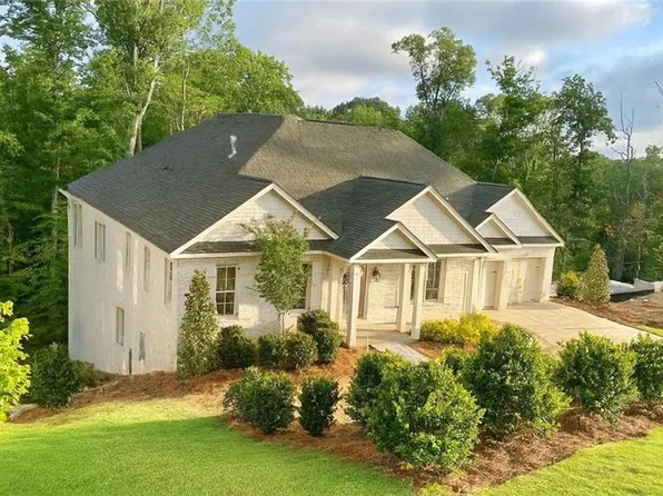 4412 Brookview Dr SE, Atlanta, GA 30339