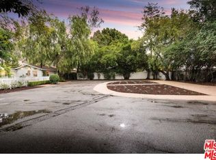 12917 Addison St, Sherman Oaks, CA 91423