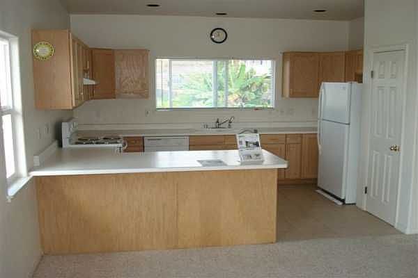 2nd image of 73-1330 Nawahie Loop