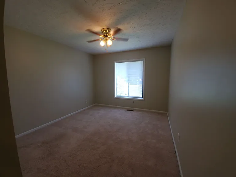 6400 Hollyhock Ct — Photo 29