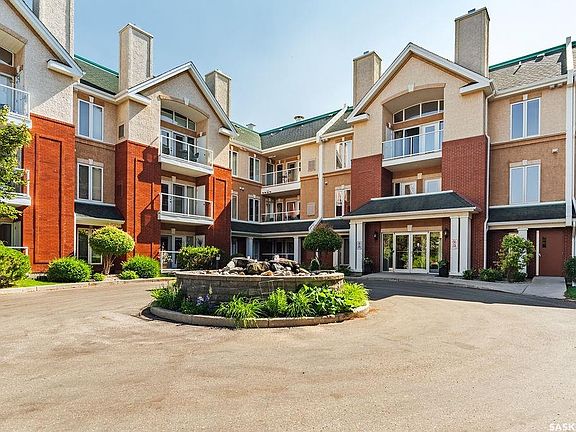 2nd image of UNIT 214-928 Heritage VIEW